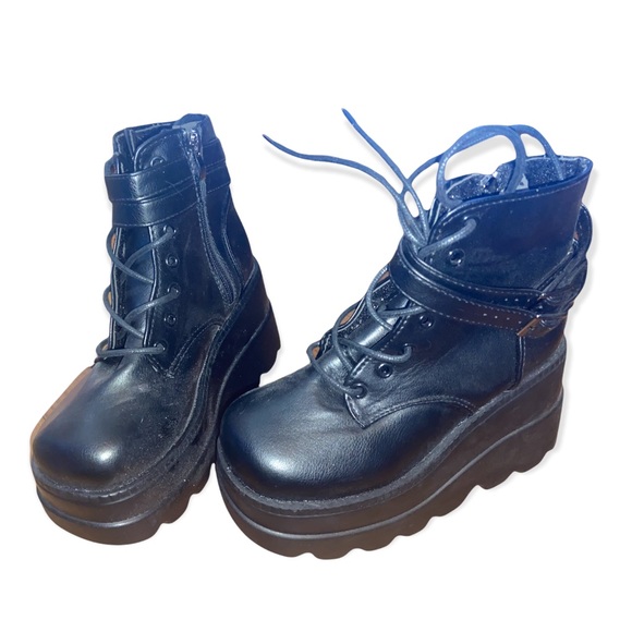 Goth platforms - Picture 2 of 4